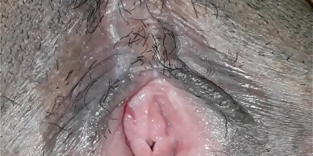closeup,femdom,latina,milf,molten,pussy